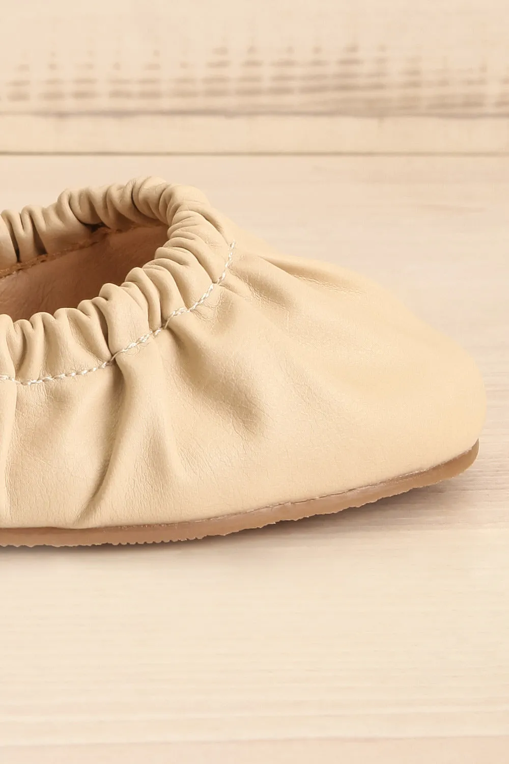 Alastor Beige | Ballerina Flats w/ Ankle Tie